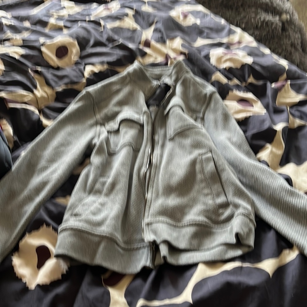 Men’s Marc Anthony zip sweatshirt - medium